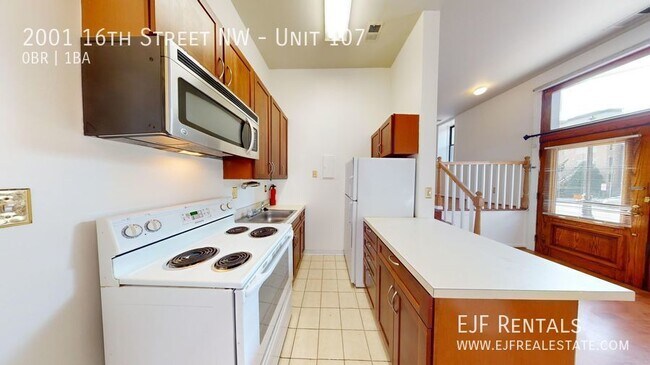 Building Photo - U Street Corridor Studio Apartment with 10...