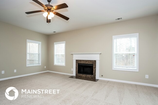 Building Photo - 2729 Palmview Ct SW