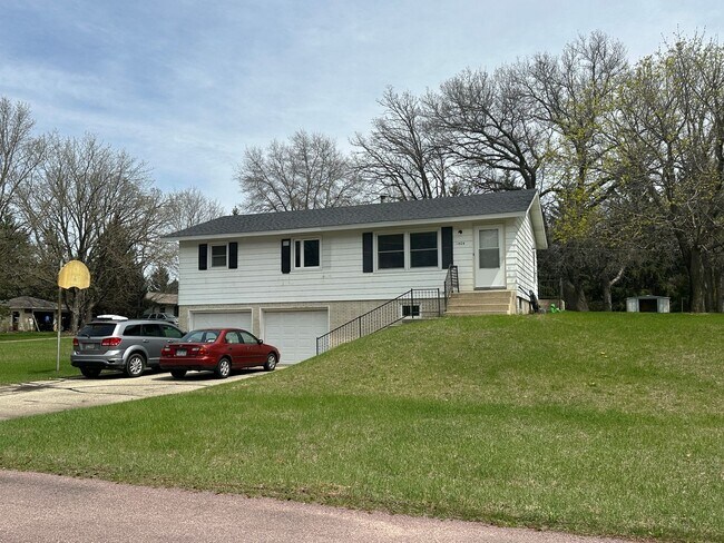 Foto del edificio - Three Bedroom Home in rural SE Rochester MN