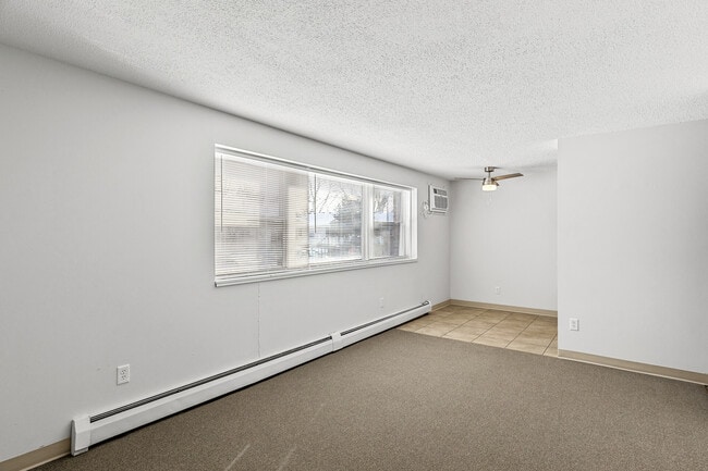 Building Photo - 3541 13th