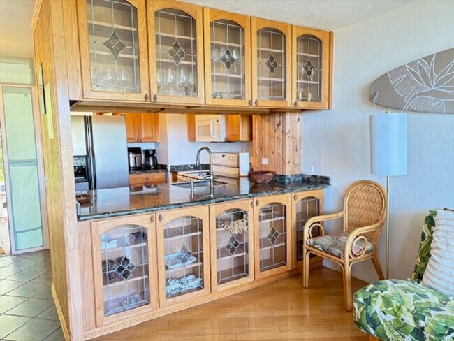 Foto del edificio - Makaha Valley Towers - One Bedroom