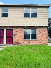 Building Photo - 3002 Americus St