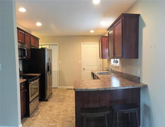 Building Photo - 1310 Villa Verde Ct