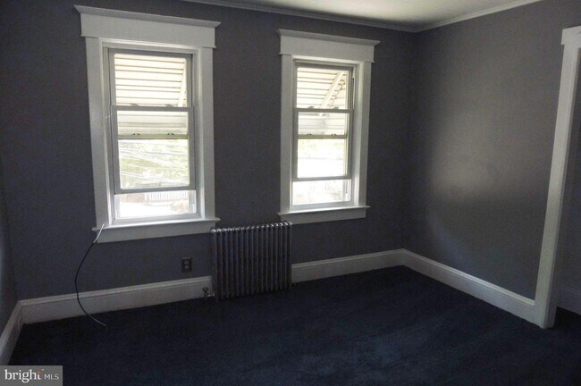 Building Photo - 929 Revere Ave