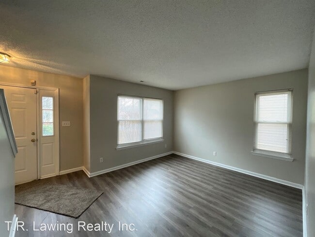 Building Photo - 4 br, 2.5 bath House - 6021 Black Bear Court