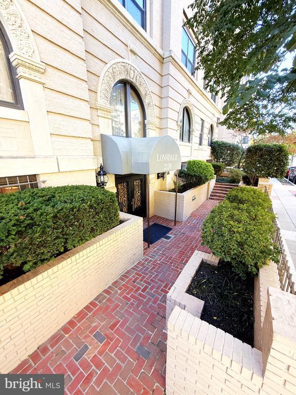 Foto del edificio - 2138 California St NW