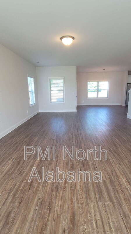 Building Photo - 3201 Jordan Farm Cir NE