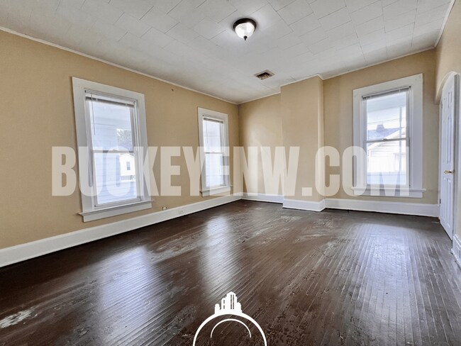 Foto del edificio - 1419 N Erie St
