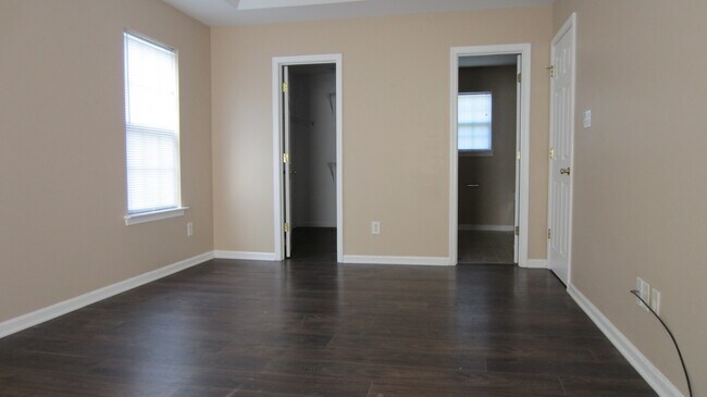 Foto del edificio - 3 bedroom home in Steele Creek