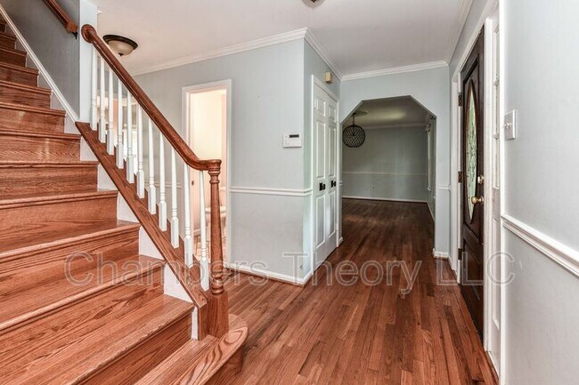 Building Photo - 12168 Holly Knoll Cir