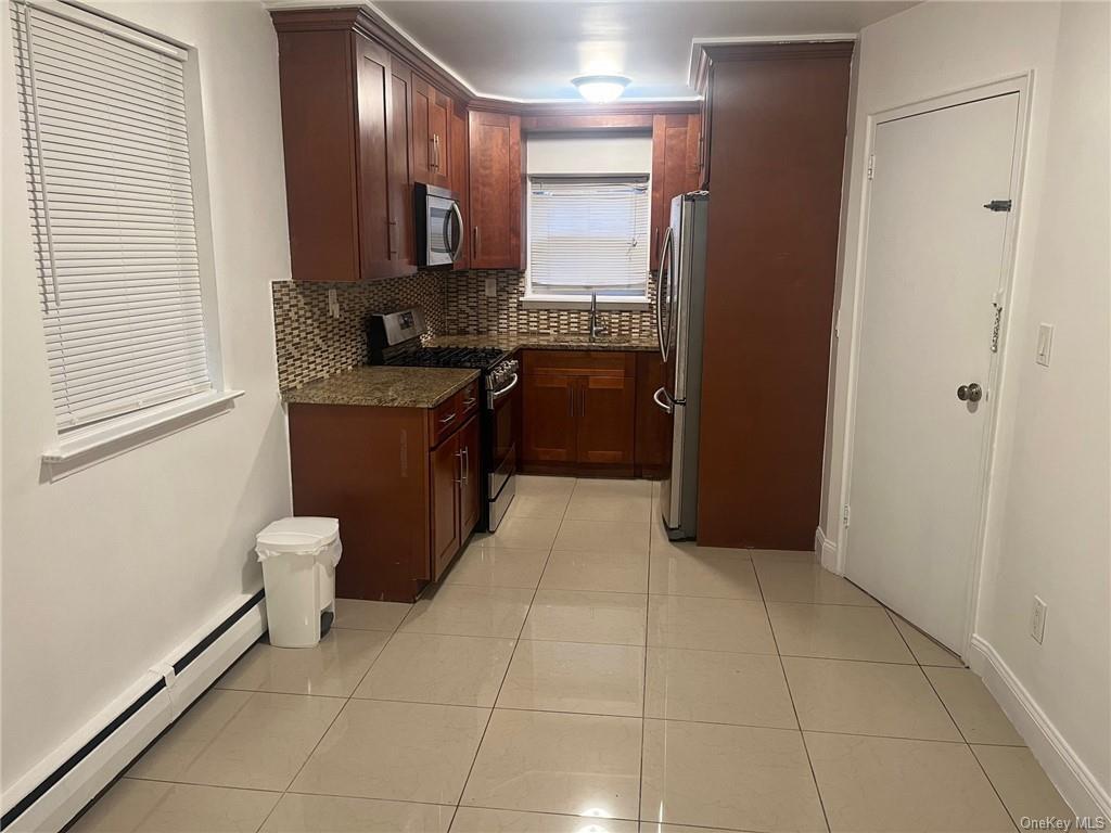 2560 Colden Ave Unit 1, The Bronx, NY 10469 Room for Rent in The