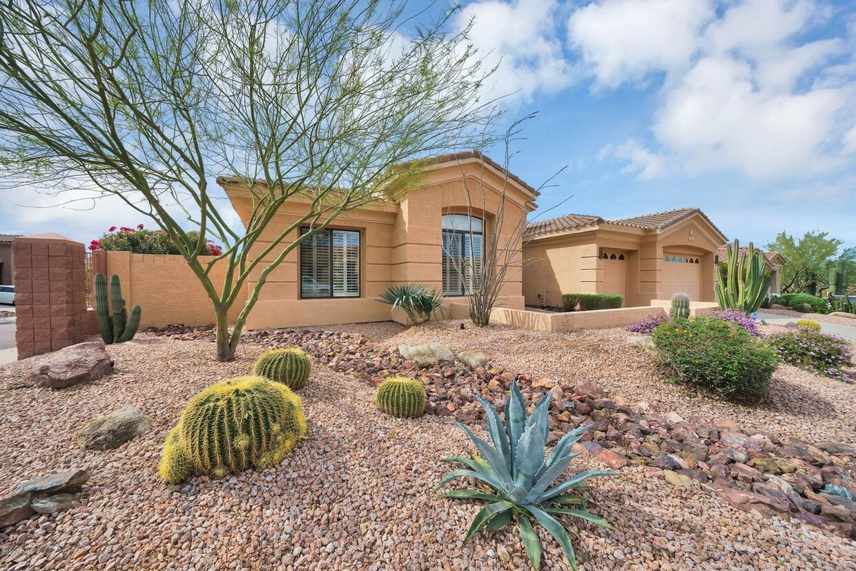 Foto principal - DESERT ORCHID 4 BEDROOM SCOTTSDALE HOME WI...