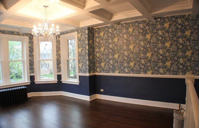 Foto del edificio - 6056 N Claremont Ave