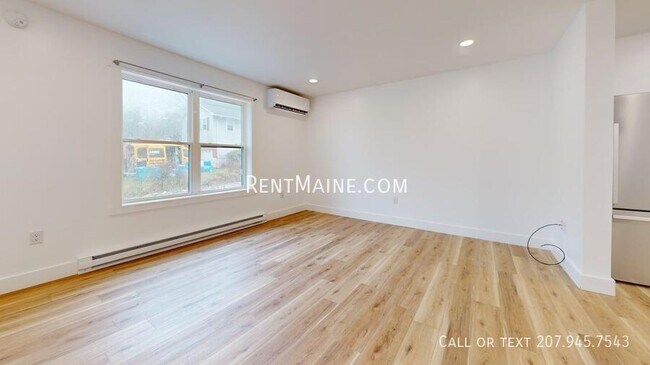 Foto del edificio - 167 Kennebec Rd