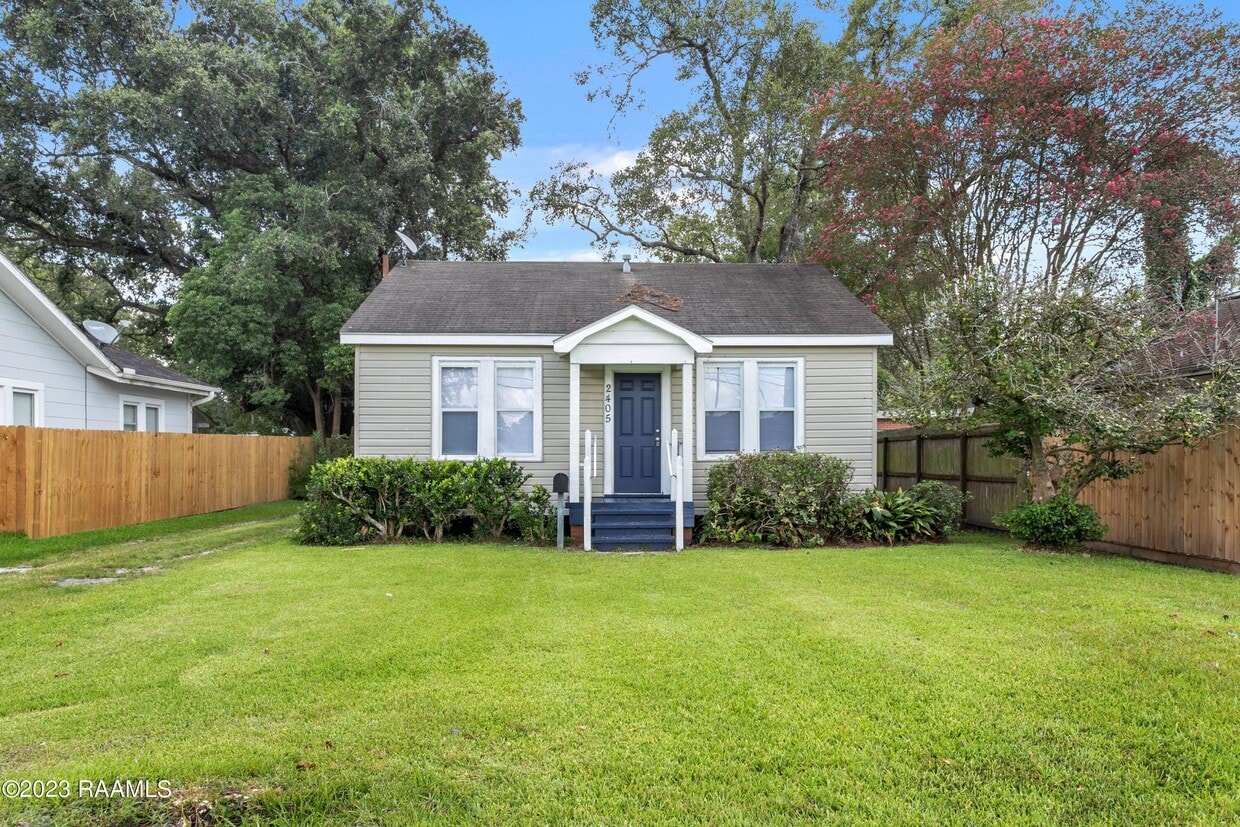 Foto principal - 2405 Ernest St
