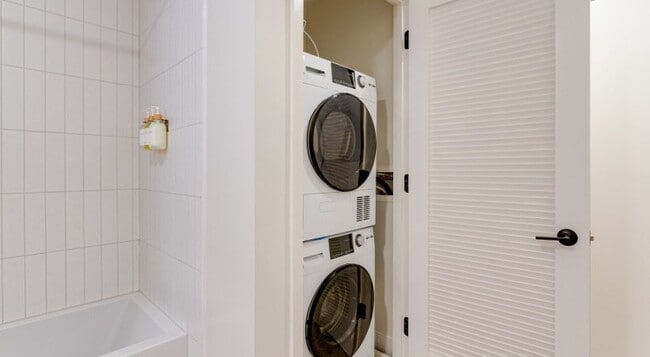 Foto del edificio - 215 Grove St