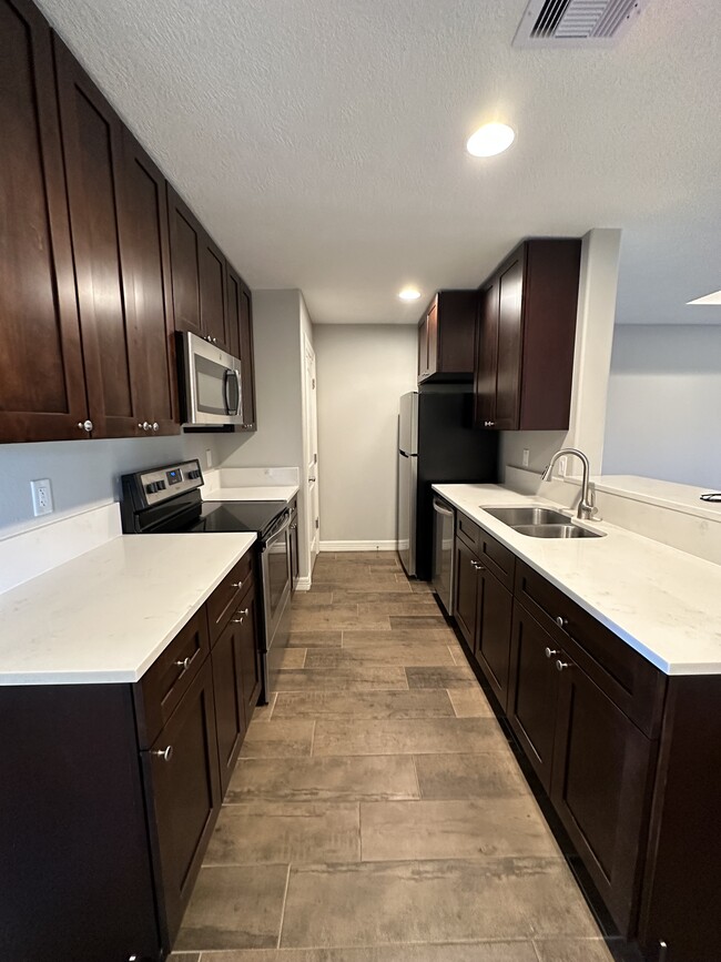 Building Photo - 1818 Ordway St