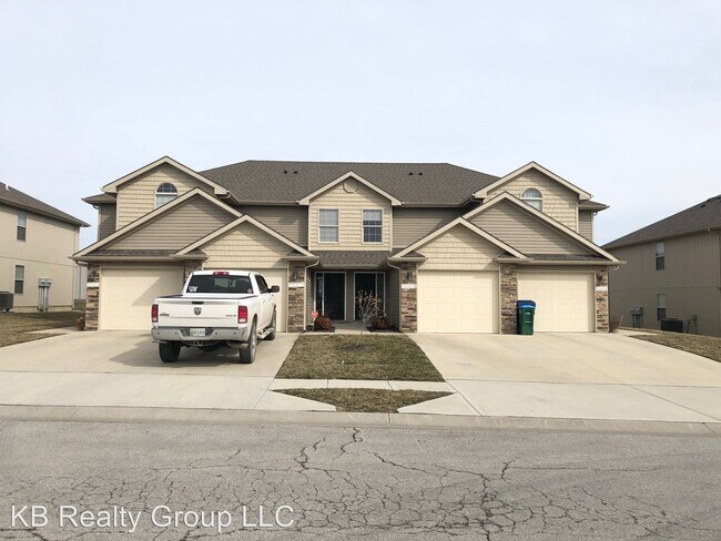 Foto del edificio - 2 br, 2.5 bath House - 10914 Westover Rd