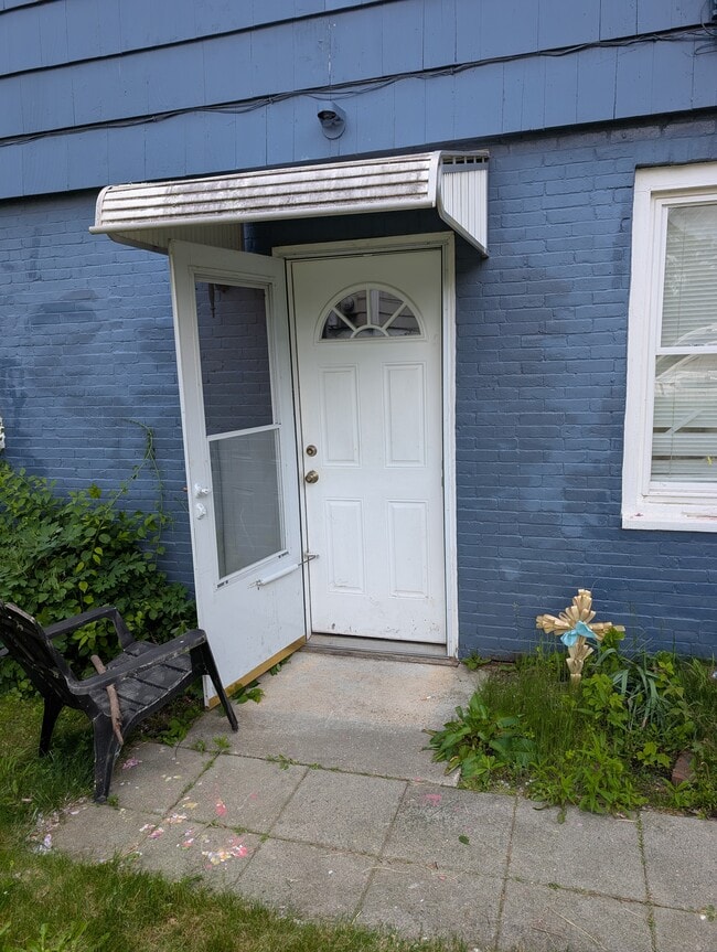 Building Photo - 25 Noyes Ave