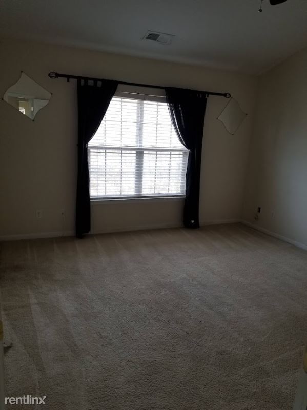 Foto del edificio - 4 br, 2.5 bath House - 6823 Jamison Lane
