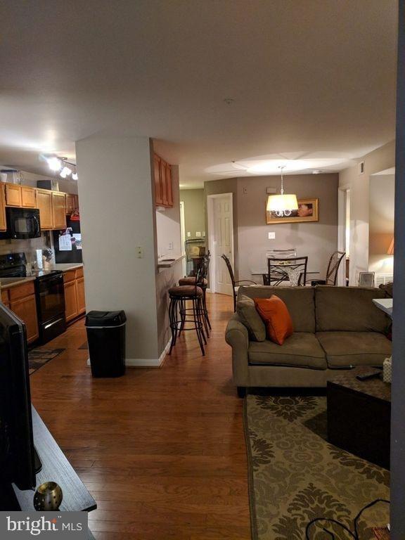 9709 Lake Point Ct Unit 101, Upper Marlboro, MD 20774 Room for Rent