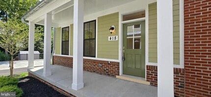 Building Photo - 418 Chapel Alley