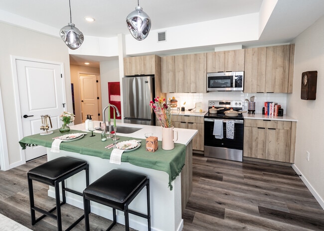 Building Photo - Dear Madison Apartments