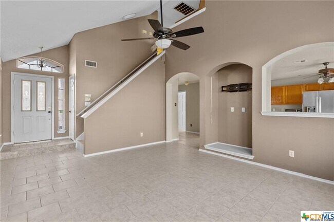 Building Photo - 2313 Garrett Dr