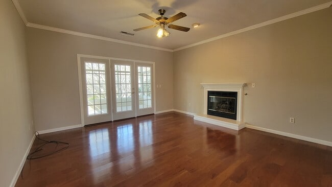 Photo - 24 Chipmunk Court House