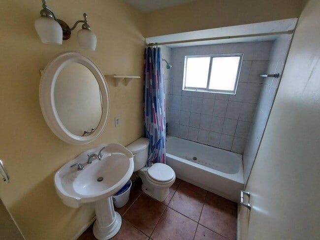 Building Photo - 2328 Atrium Cir