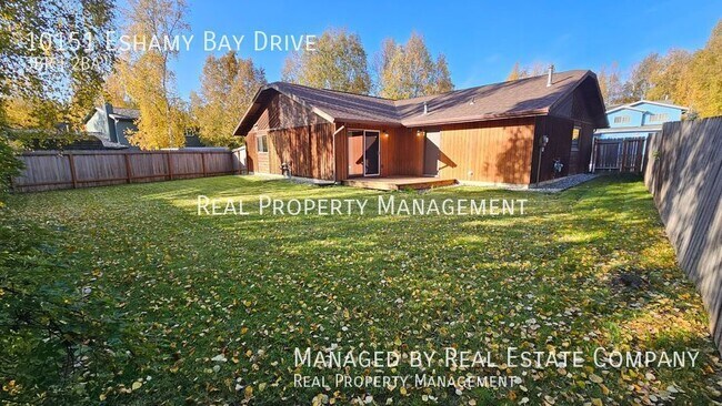 Building Photo - Cozy 3bd/2ba Ranch Style Home in Bayshore/...