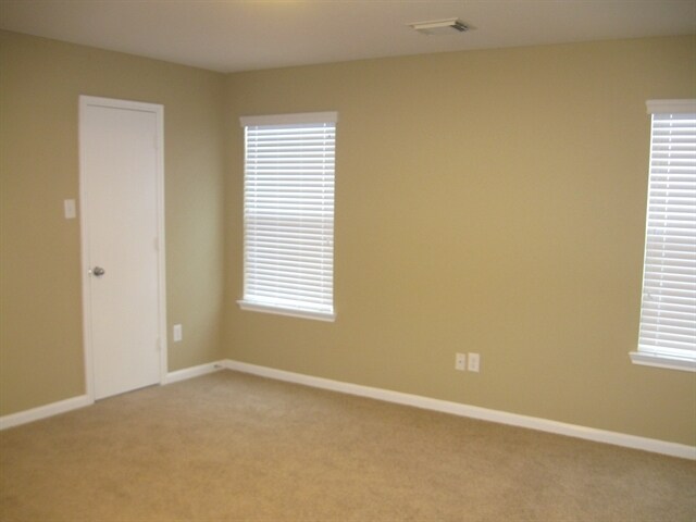 Building Photo - 2830 Redwing Grove Way