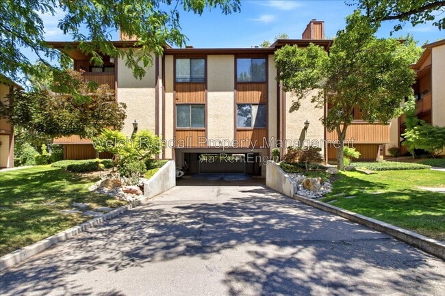 Photo - 6871 Countrywoods Circle Apartment