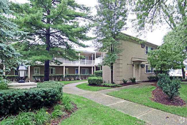 Building Photo - Birmingham Village Condominiums