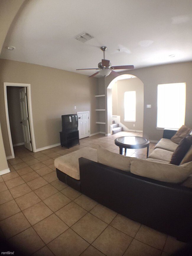 Foto del edificio - 1208 W Kiwi Ave