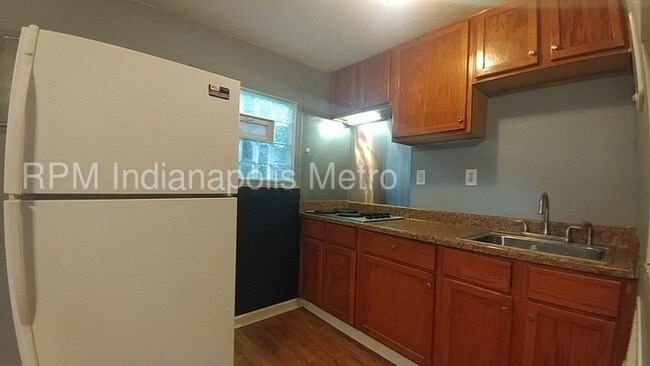 Foto del edificio - 1325 S Lynhurst Dr