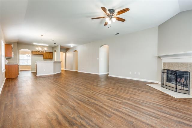 Building Photo - 612 Cove Ct
