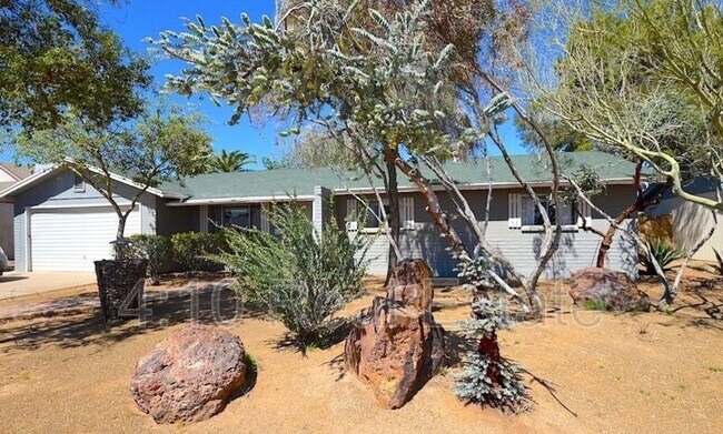 Foto del edificio - 1018 E Marigold Ln