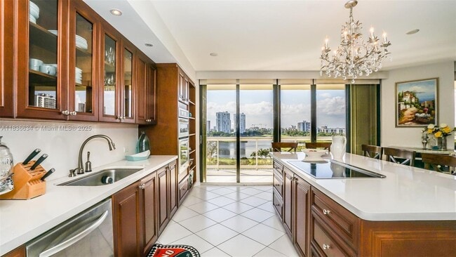 Building Photo - 20191 E Country Club Dr