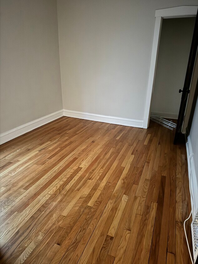 Bedroom #2 - 5600 N Major Ave