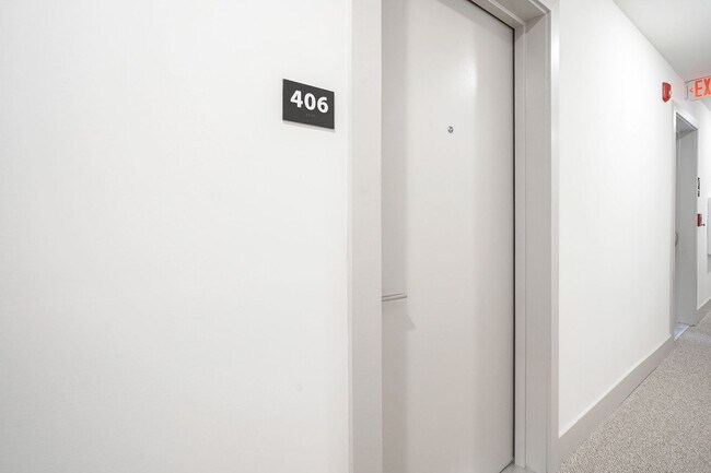 Foto del edificio - 2654 Coral St