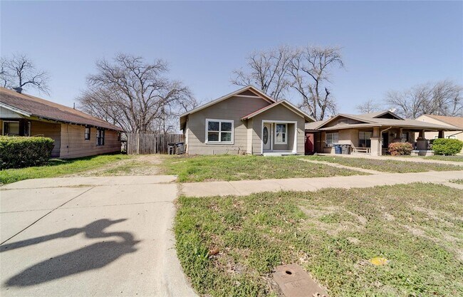 Building Photo - 3020 James Avenue