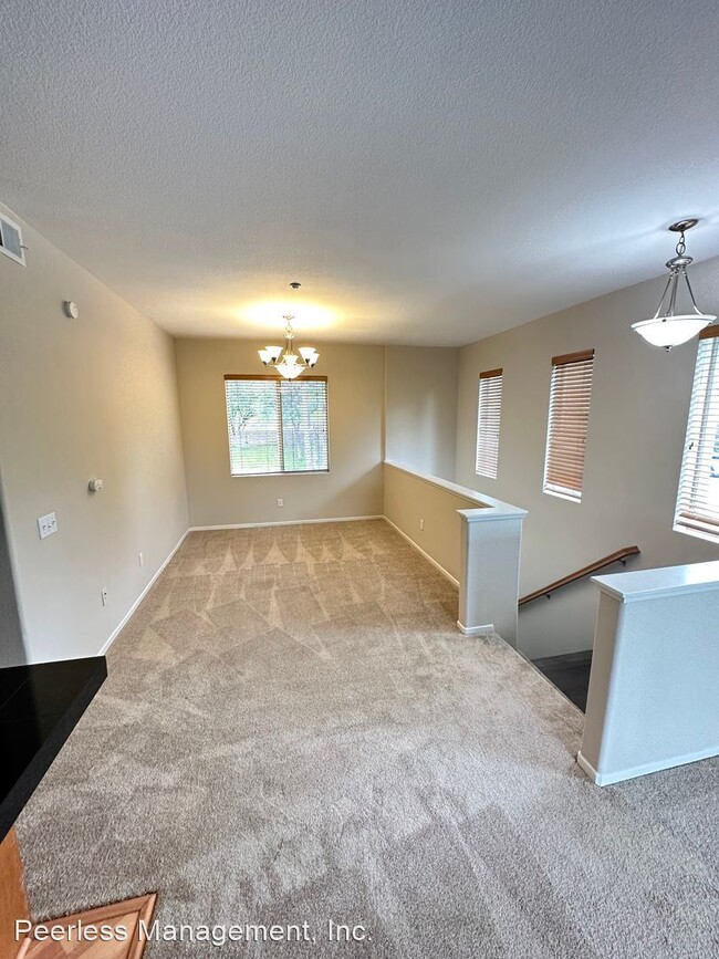 Building Photo - 2 br, 2 bath House - 3239 Dehesa Road Unit...