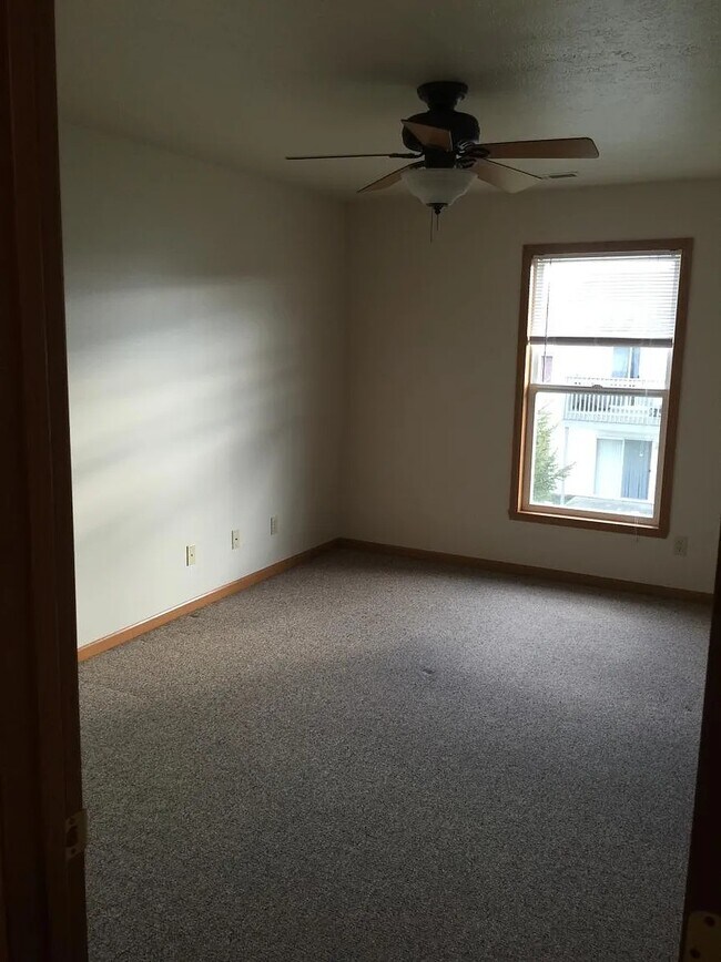 Foto del edificio - 7342 Wallingford Way