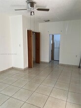Building Photo - 1405 W 36th St