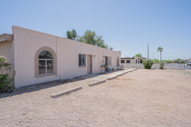 Foto del edificio - 501 E KACHINA AVE UNIT 2, APACHE JUNCTION AZ