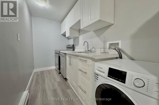 Photo du bâtiment - 91-291 Thames St S