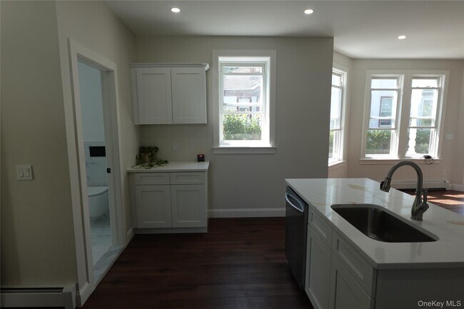 Foto del edificio - 47 Rich Ave