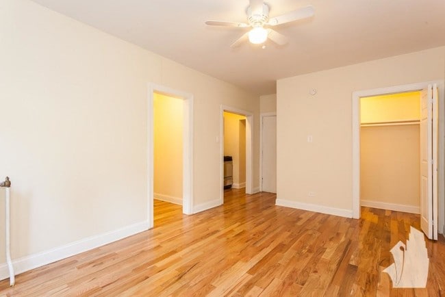 Building Photo - 1164 N Dearborn-208