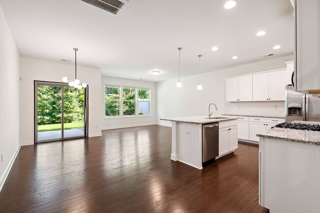 Photo - Available NOW! Beautiful 3bd/2.5ba Two-Sto... Townhome